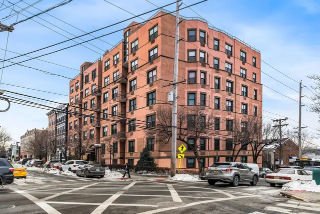 $375,000 | 43-49 Van Wagenen Avenue, Unit 2F, Jersey City, NJ 07306