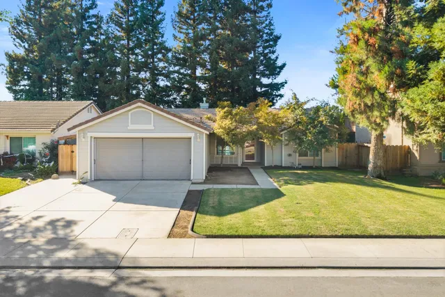 $495,000 | 7011 Royal Links Drive, Riverbank, CA 95367