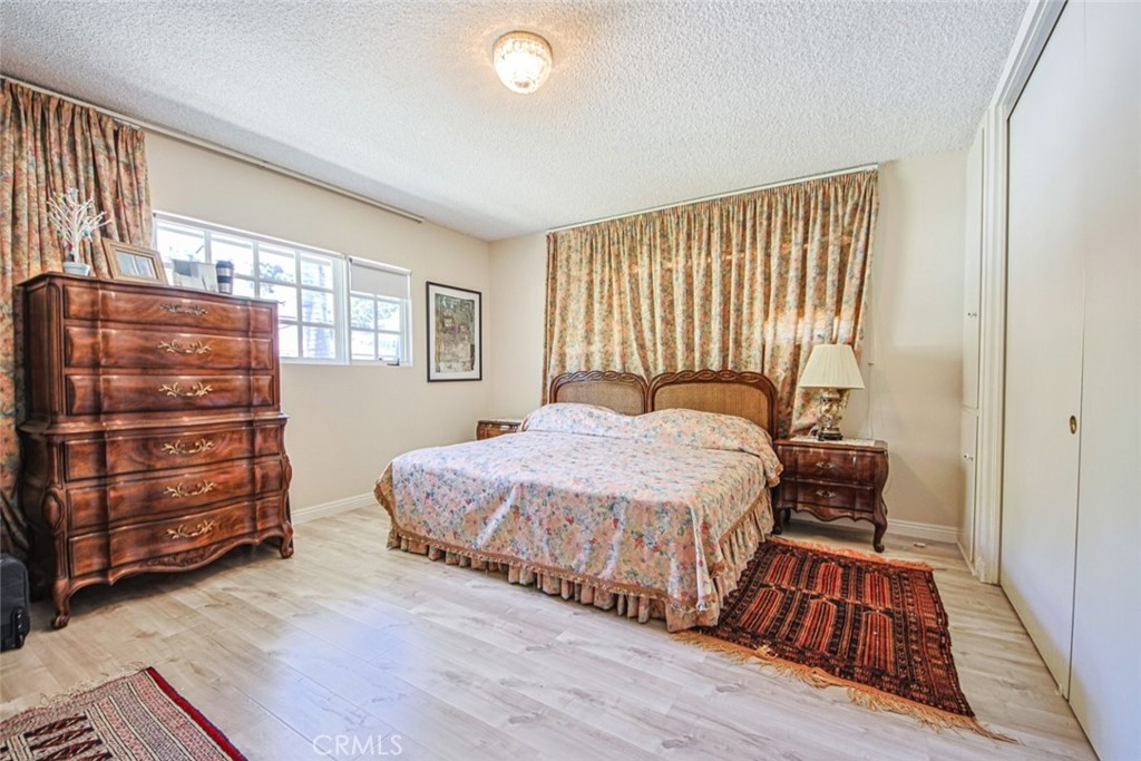 1801 Greenbriar Road Glendale, CA 91207 - Photo 16 of 75