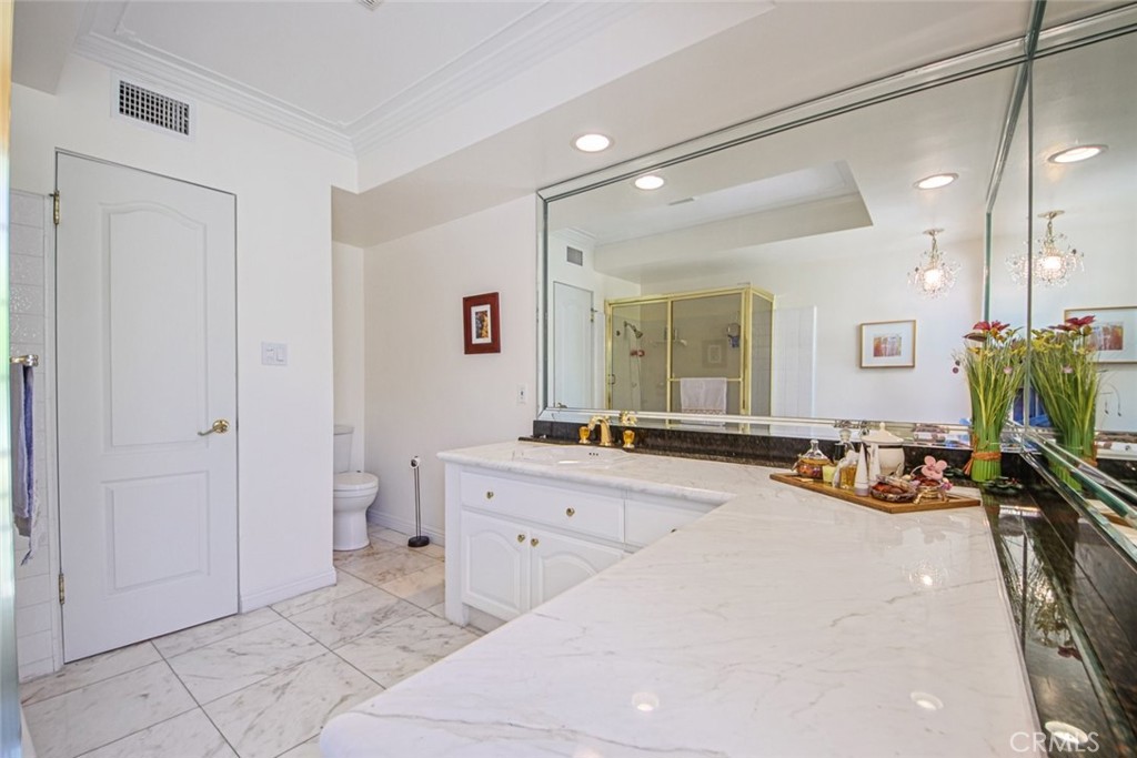 1801 Greenbriar Road Glendale, CA 91207 - Photo 19 of 75