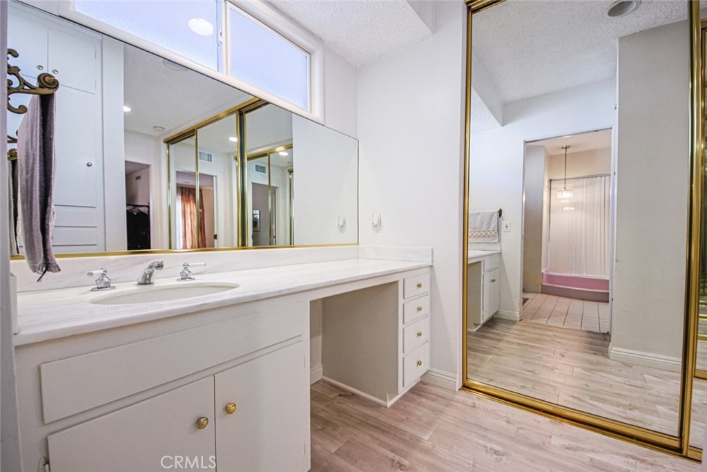 1801 Greenbriar Road Glendale, CA 91207 - Photo 27 of 75