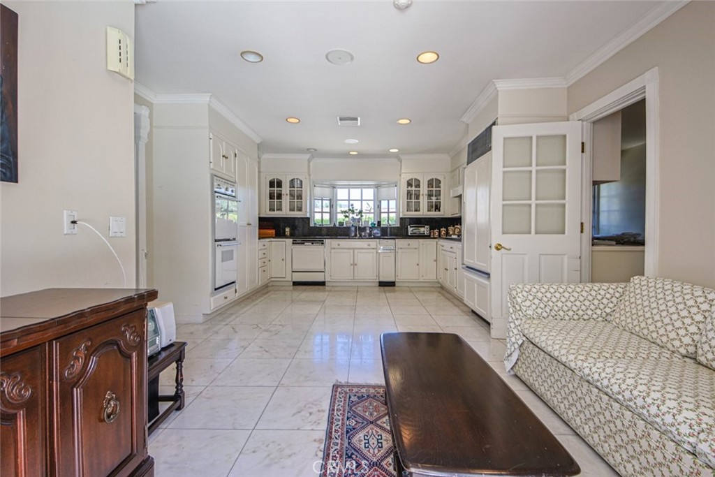 1801 Greenbriar Road Glendale, CA 91207 - Photo 55 of 75