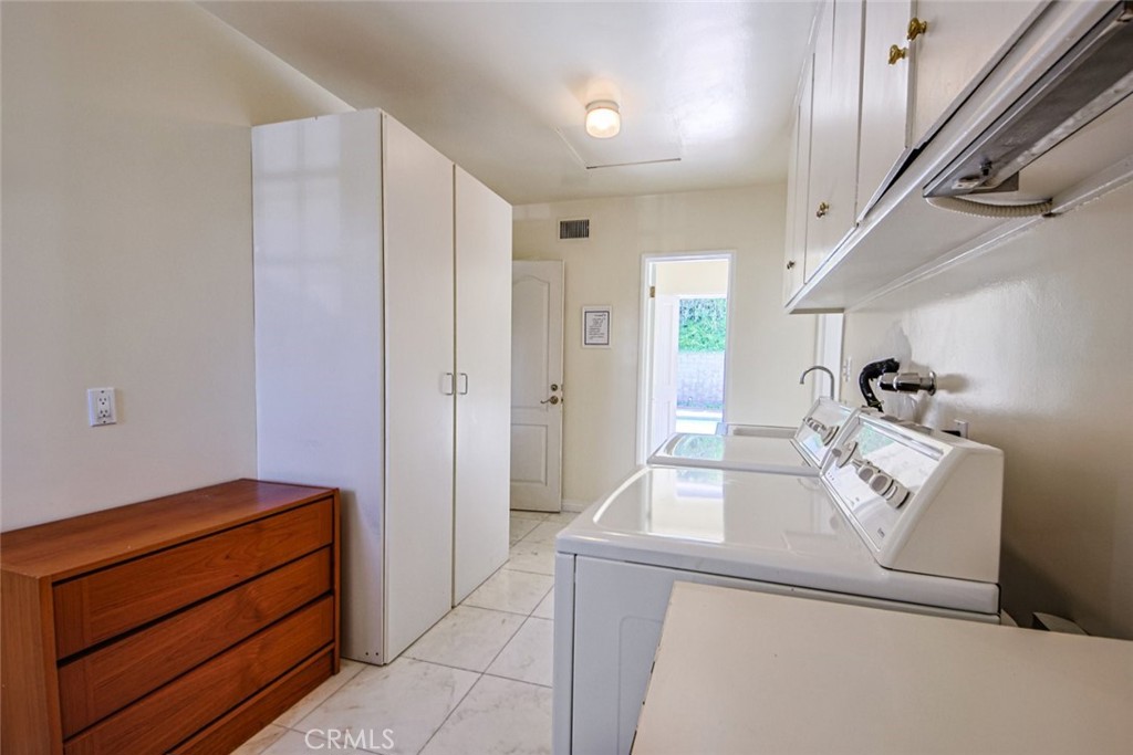 1801 Greenbriar Road Glendale, CA 91207 - Photo 59 of 75