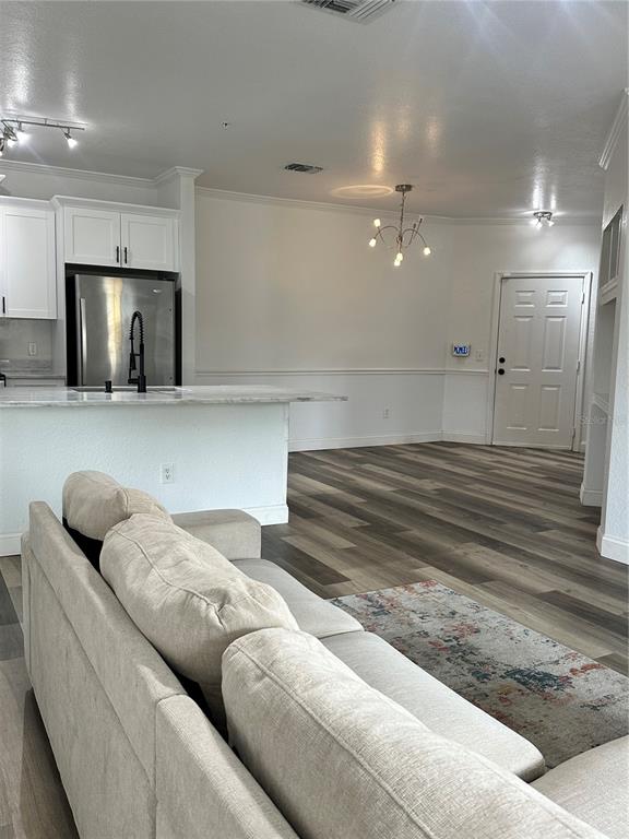 3713 Conroy Road, Unit 1932 Orlando, FL 32839 - Photo 5 of 37