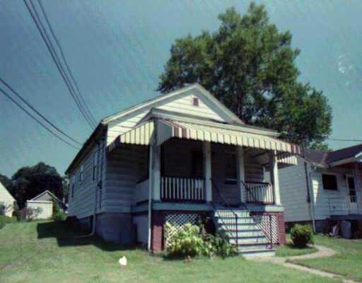 39 Lindsay Road Carnegie, PA 15106 - Photo 1 of 1 Gallery Image 1