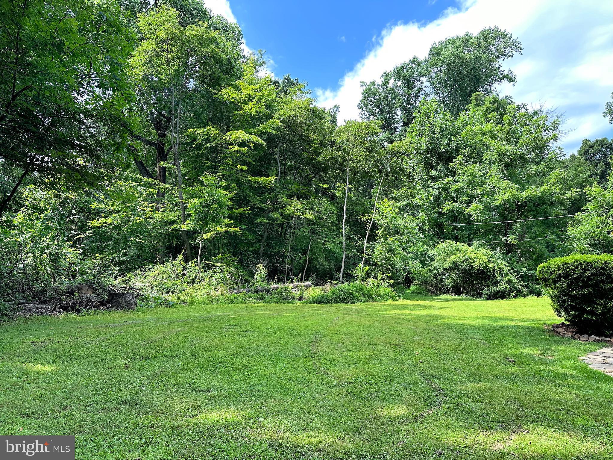 3033 Goezel Road Perkiomenville, PA 18074 - Photo 5 of 21 Gallery Image 5