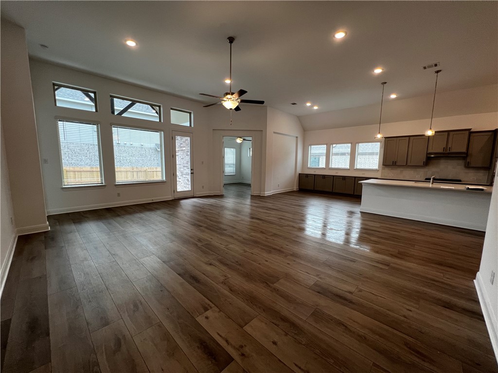 824 Sunny Ridge Drive Leander, TX 78641 - Photo 2 of 30