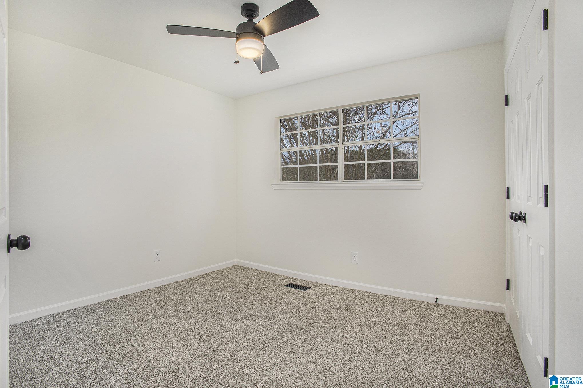 119 Dolphin Court Alabaster, AL 35007 - Photo 18 of 29