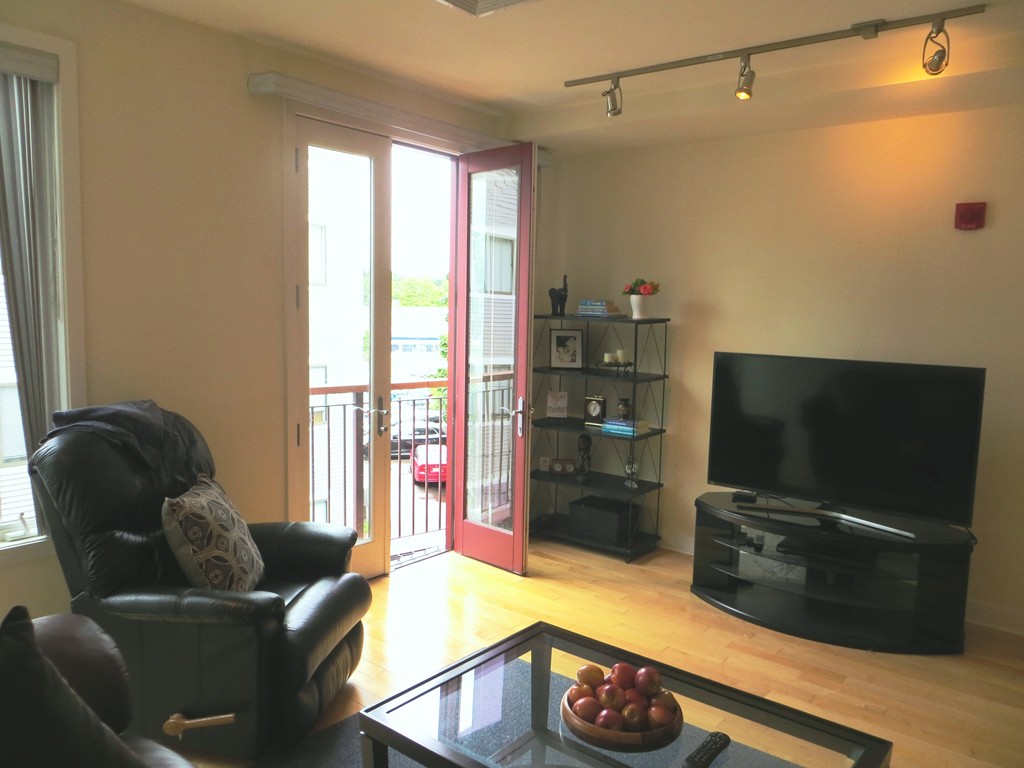 24 Bay State Road, Unit 13 Cambridge, MA 02138 - Photo 9 of 20 Gallery Image 9