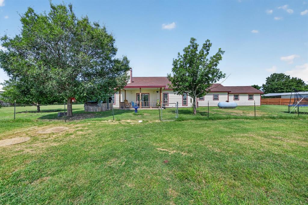 1958 Crockett Road Sanger, TX 76266 - Photo 30 of 35