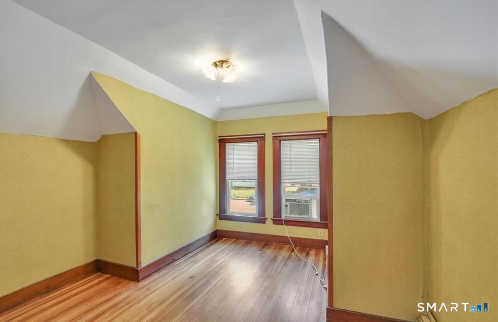 56 Winter Street Manchester, CT 06040 - Photo 35 of 36