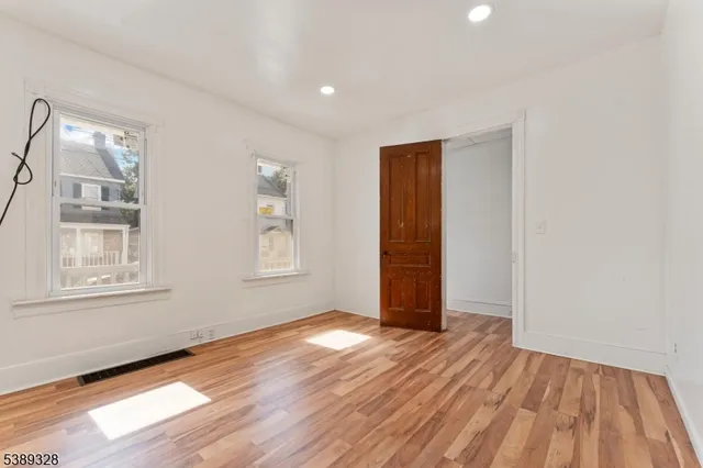 $360,000 | 289 Mercer Street, Phillipsburg, NJ 08865