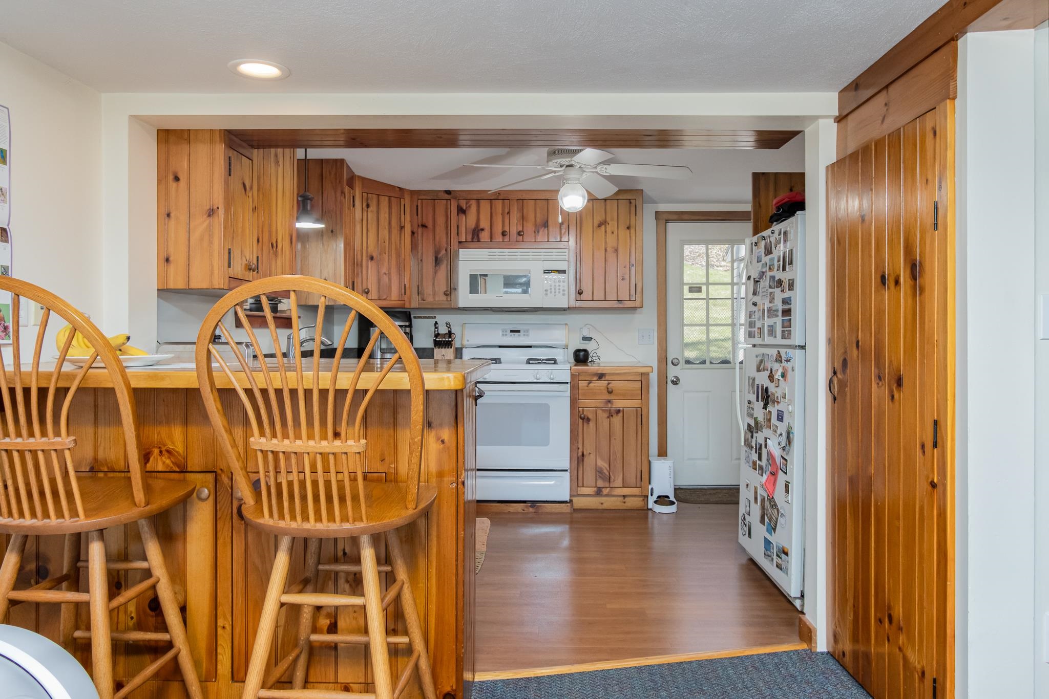 134 Chases Grove Road Derry, NH 03038 - Photo 15 of 31