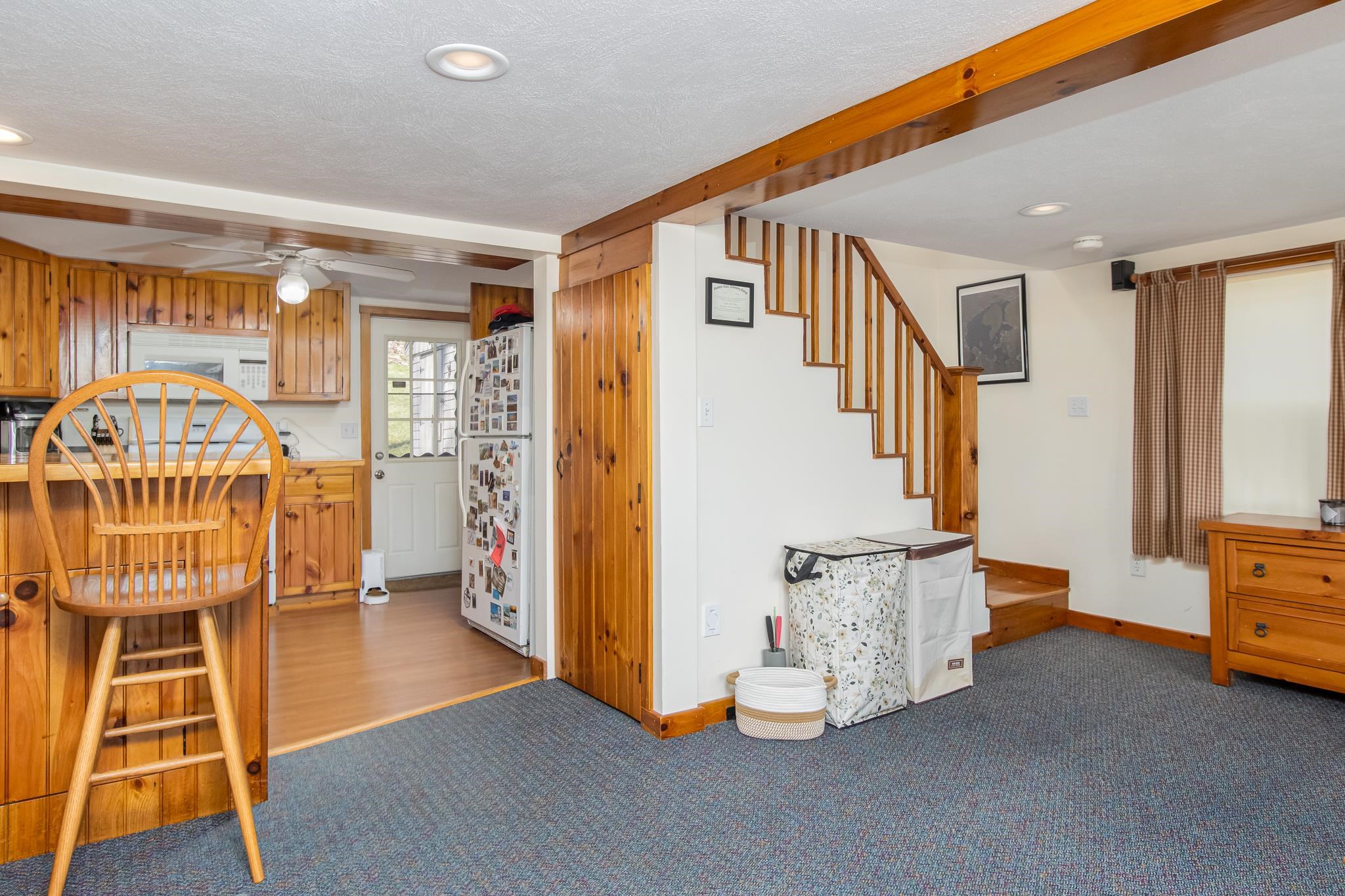 134 Chases Grove Road Derry, NH 03038 - Photo 20 of 31