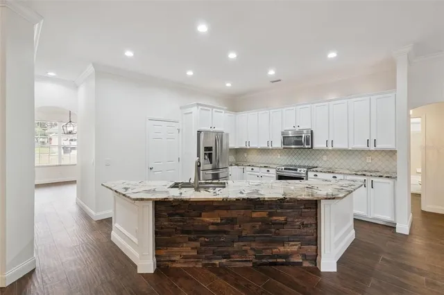 $625,000 | 833 Rock Creek Street, Apopka, FL 32712