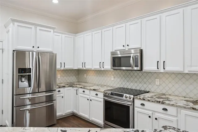 $625,000 | 833 Rock Creek Street, Apopka, FL 32712