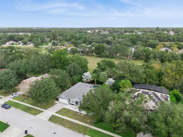 $625,000 | 833 Rock Creek Street, Apopka, FL 32712