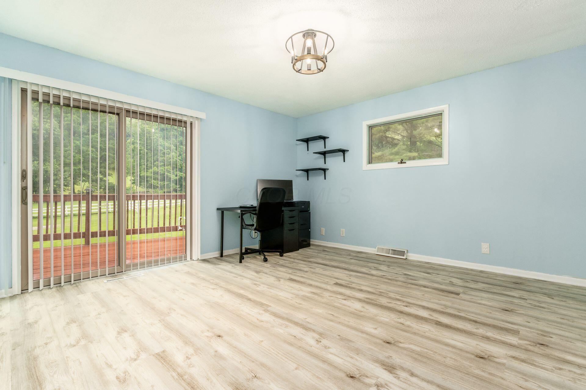 9446 Stewart Road Northeast Newark, OH 43055 - Photo 27 of 58 033_Rd NE Newark OH 43055 USA
