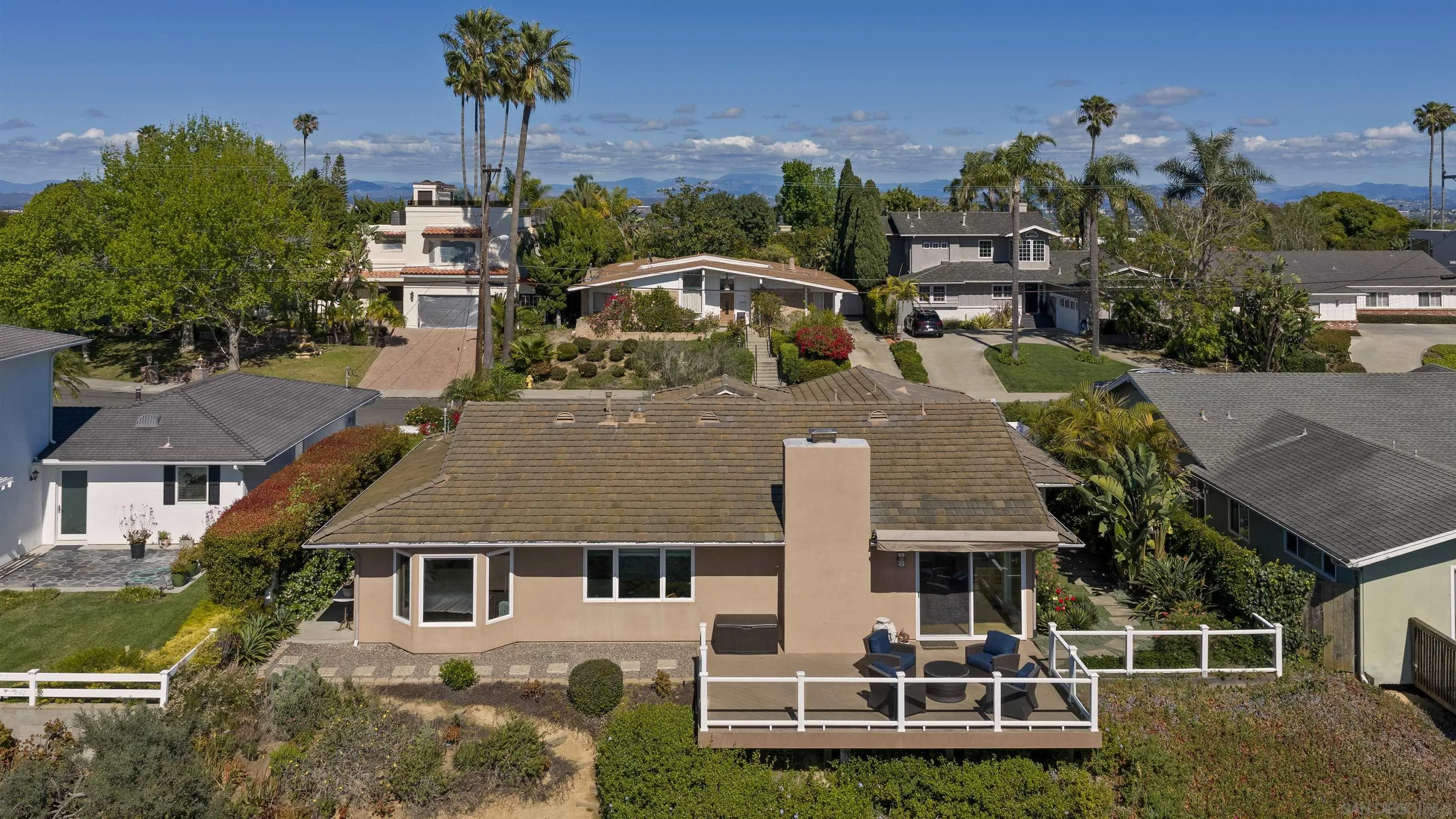 5958 Sagebrush Road La Jolla, CA 92037 - Photo 15 of 56
