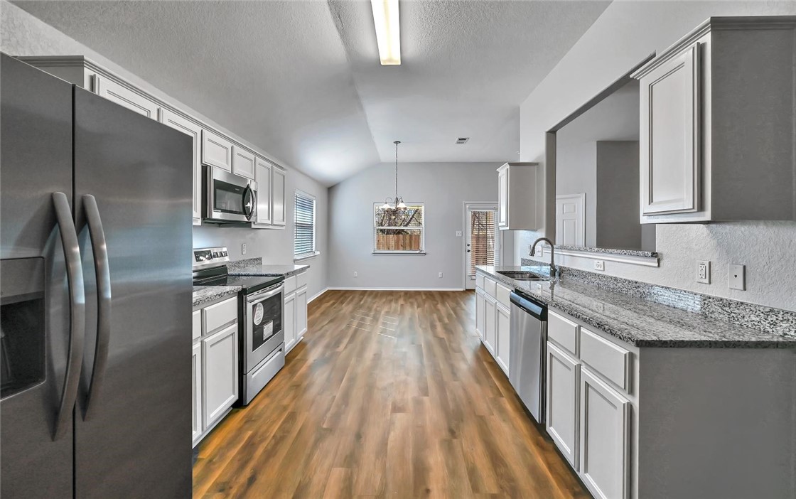 680 Apple Cross Court Robinson, TX 76706 - Photo 11 of 34