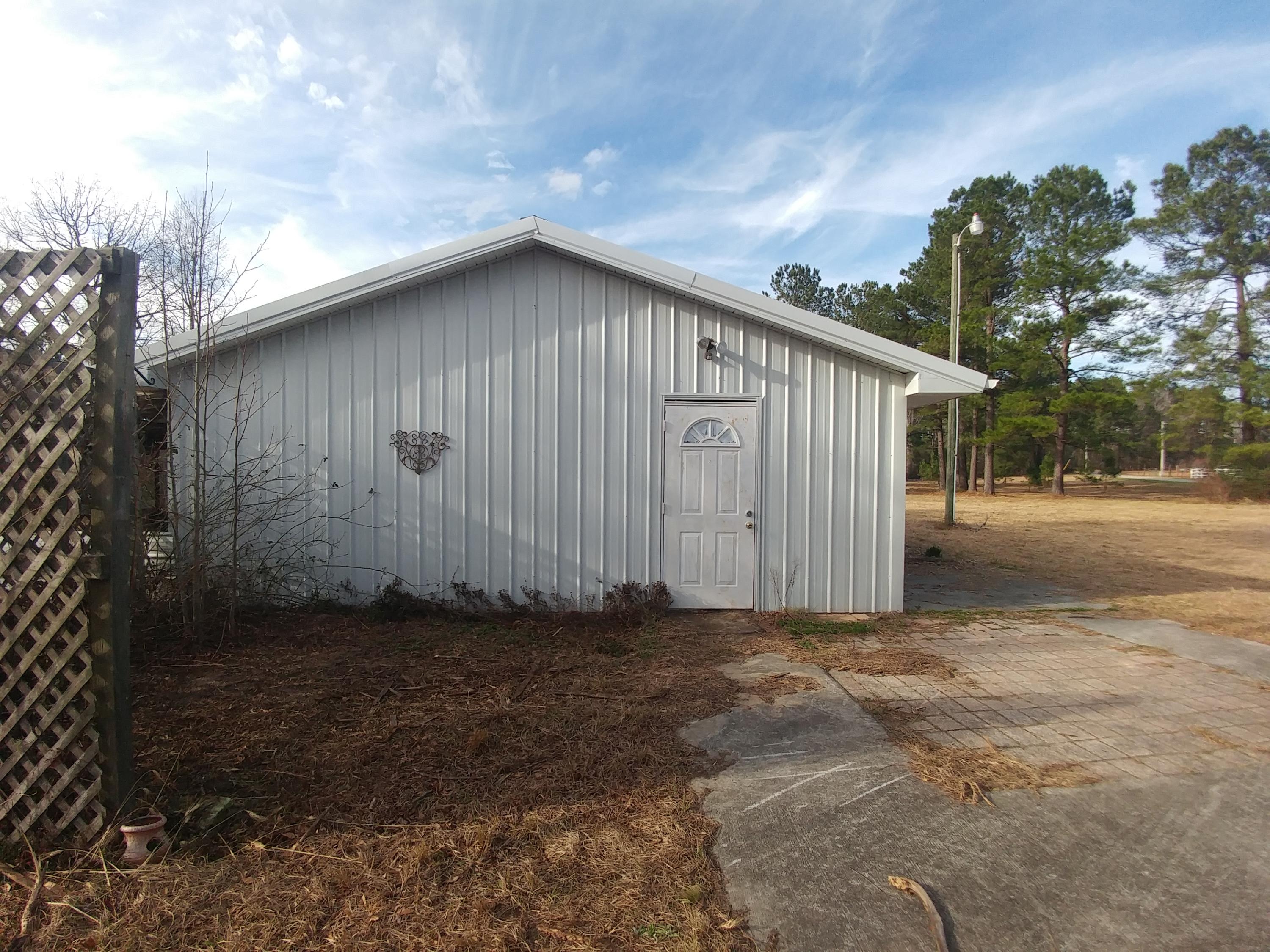 Garage workshop