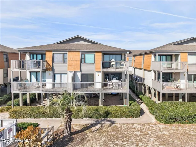 $600,000 | 35 Ocean Isle W Boulevard, Unit 1, Ocean Isle Beach, NC 28469
