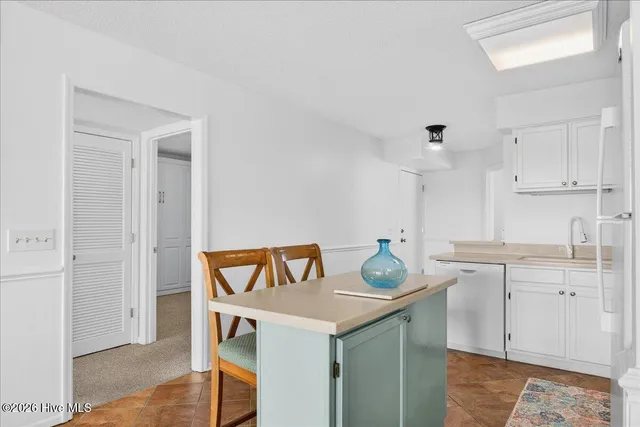 $600,000 | 35 Ocean Isle W Boulevard, Unit 1, Ocean Isle Beach, NC 28469