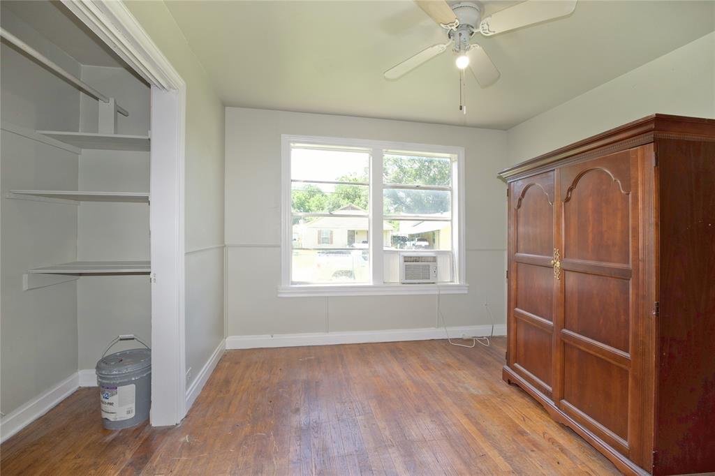 901 North Howeth Street Gainesville, TX 76240 - Photo 10 of 24