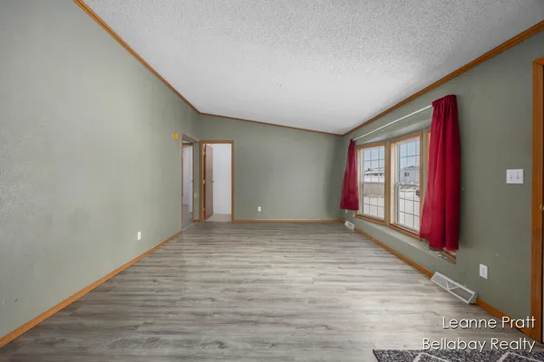 $187,000 | 9820 West 5 Point Highway, Bellevue, MI 49021