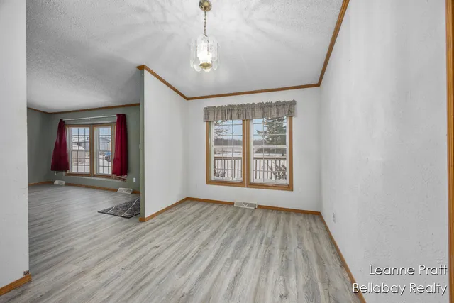 $225,000 | 9820 West 5 Point Highway, Bellevue, MI 49021