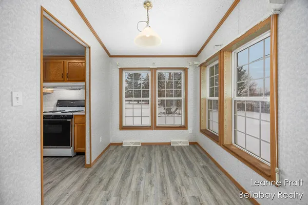 $187,000 | 9820 West 5 Point Highway, Bellevue, MI 49021