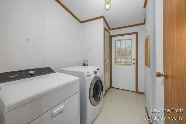 $187,000 | 9820 West 5 Point Highway, Bellevue, MI 49021