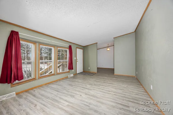 $187,000 | 9820 West 5 Point Highway, Bellevue, MI 49021