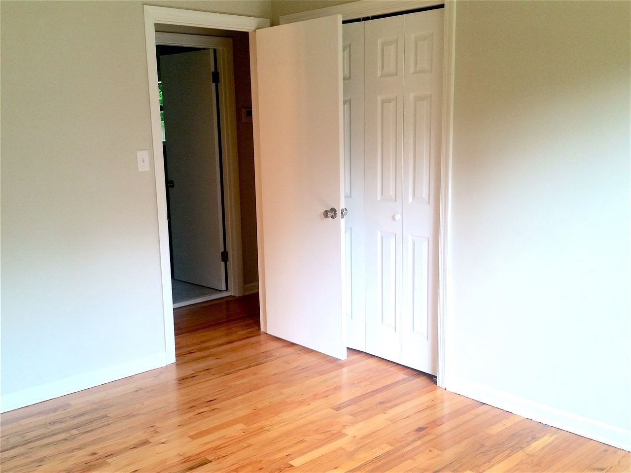 1914 Trimble Road Tallahassee, FL 32303 - Photo 8 of 28 Gallery Image 8