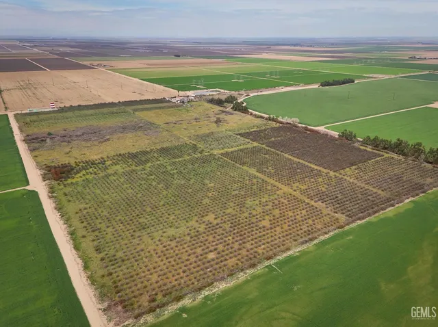 $999,999 | Undisclosed Address, Arvin, CA 93203