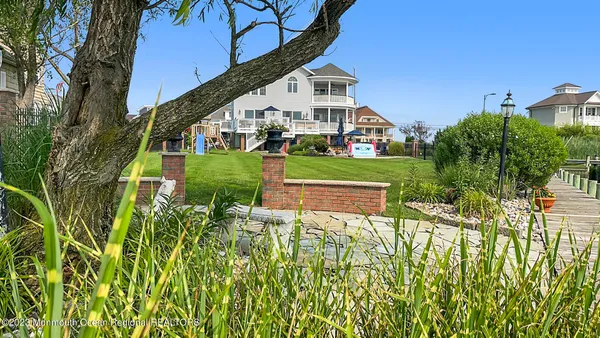$11,000 | 1 Mara Vista Drive, Monmouth Beach, NJ 07750