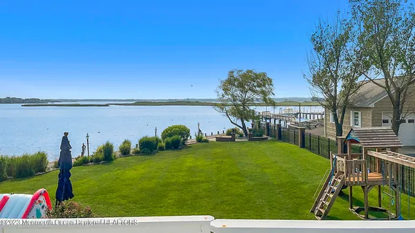 $11,000 | 1 Mara Vista Drive, Monmouth Beach, NJ 07750
