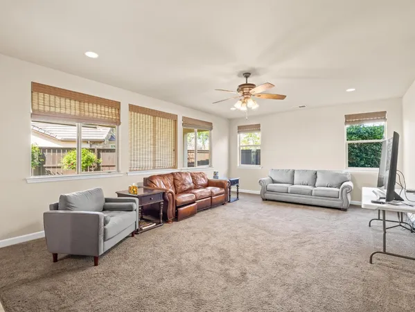 $740,000 | 1178 Blackwood Avenue, Clovis, CA 93619