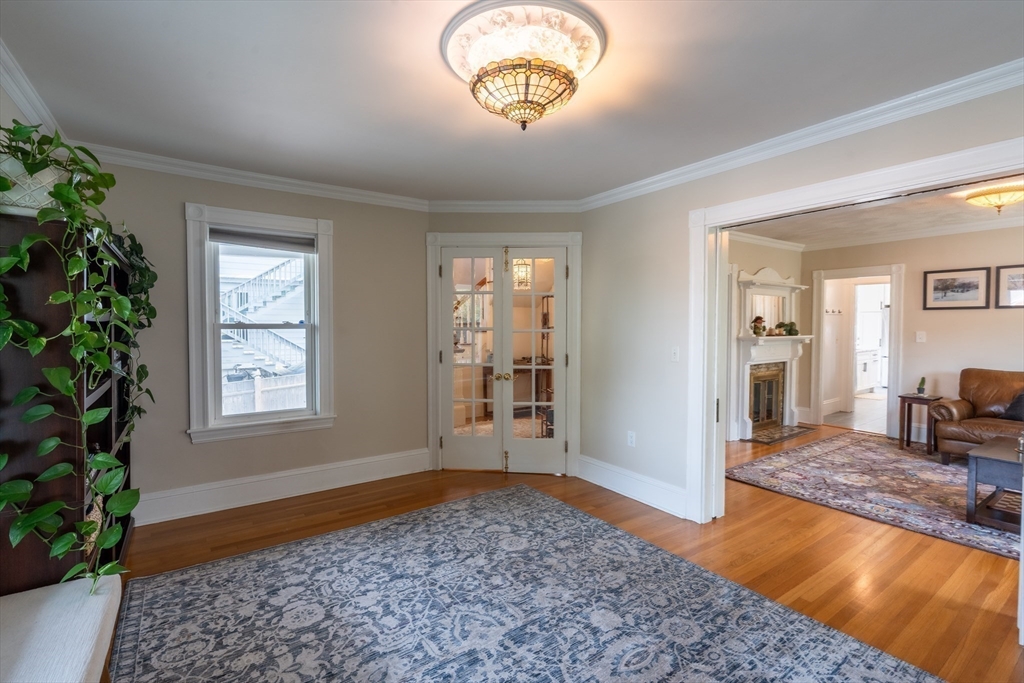 37 Chestnut Street Stoneham, MA 02180 - Photo 17 of 42 Gallery Image 17