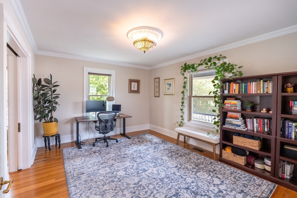 37 Chestnut Street Stoneham, MA 02180 - Photo 18 of 42 Gallery Image 18
