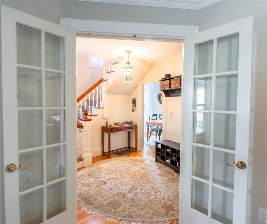 37 Chestnut Street Stoneham, MA 02180 - Photo 3 of 42 Gallery Image 3