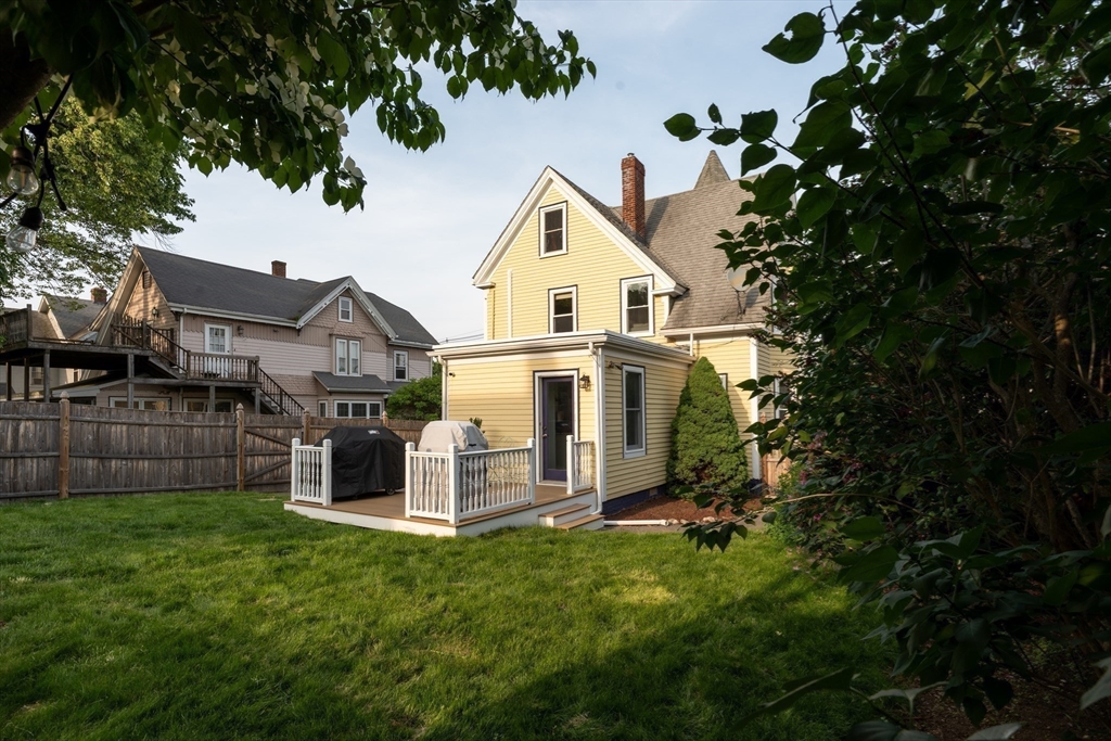 37 Chestnut Street Stoneham, MA 02180 - Photo 33 of 42 Gallery Image 33
