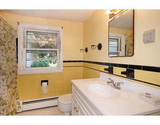 476 Edgell Road Framingham, MA 01701 - Photo 14 of 23