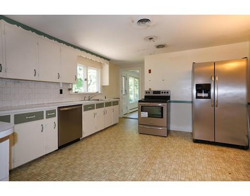 476 Edgell Road Framingham, MA 01701 - Photo 6 of 23