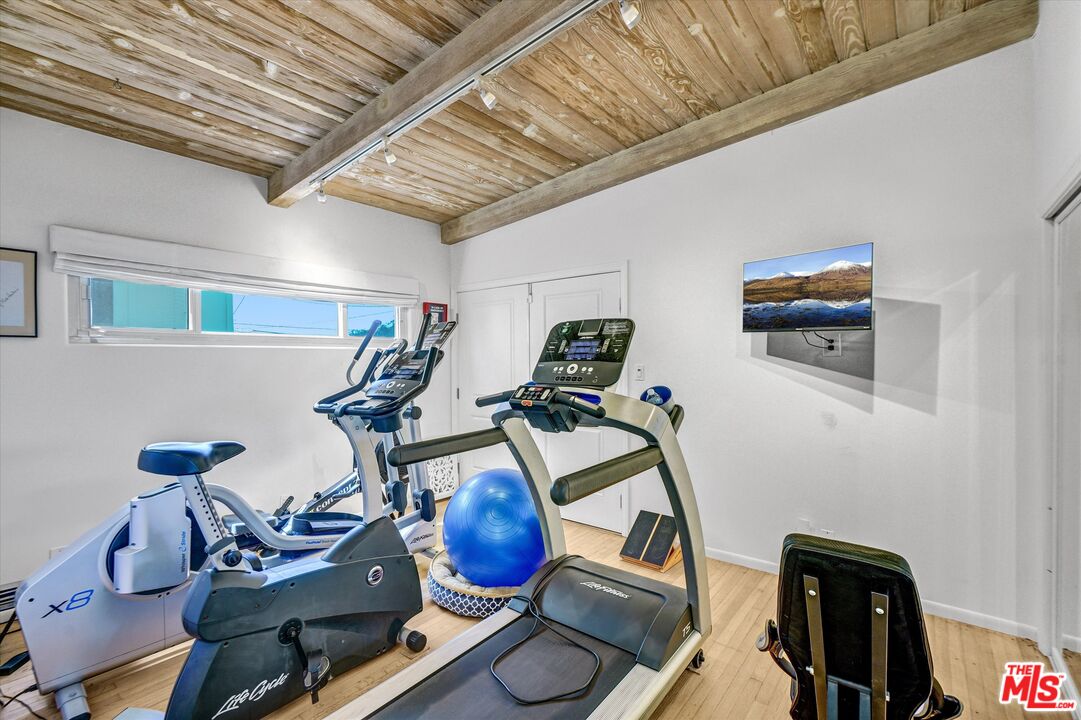 265 Redlands Street Playa del Rey, CA 90293 - Photo 15 of 50