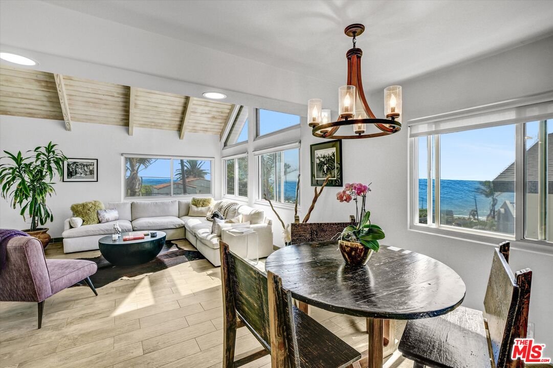 265 Redlands Street Playa del Rey, CA 90293 - Photo 16 of 50