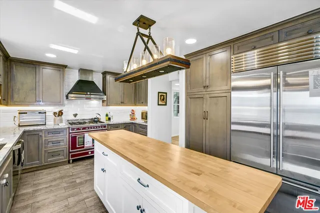 $4,449,999 | 265 Redlands Street, Playa del Rey, CA 90293