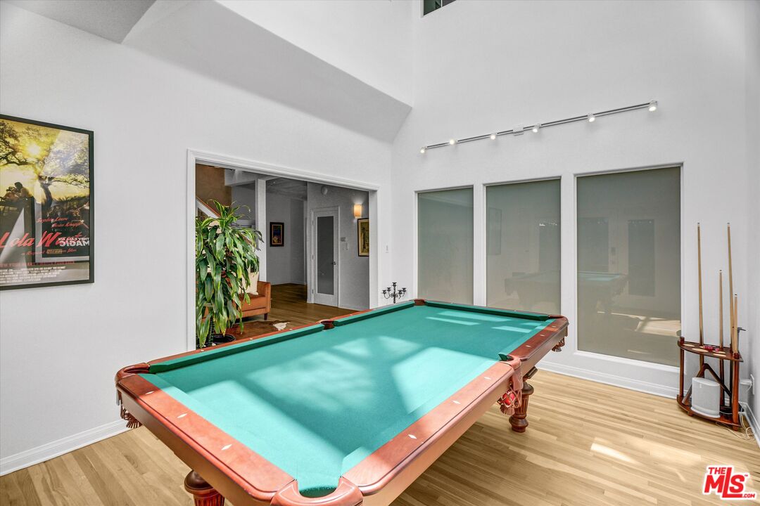 265 Redlands Street Playa del Rey, CA 90293 - Photo 8 of 50