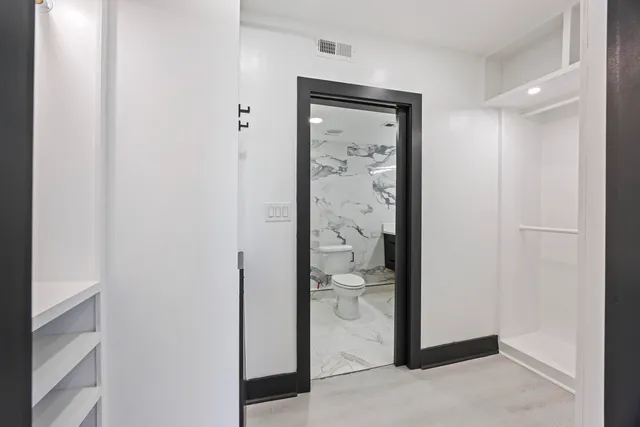 $2,750 | 14 Lockwood Drive, Unit 5L, Charleston, SC 29401