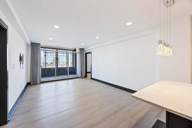 $2,750 | 14 Lockwood Drive, Unit 5L, Charleston, SC 29401